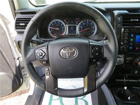 Used 2018 Toyota 4Runner TRD Pro AWD/4WD image 10