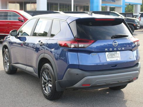 Used 2023 Nissan Rogue S AWD/4WD image 5