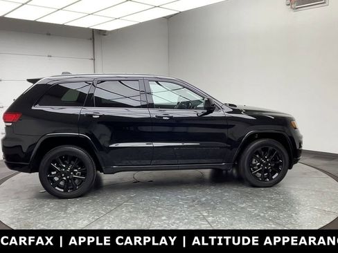 Used 2022 Jeep Grand Cherokee Laredo X AWD/4WD image 42