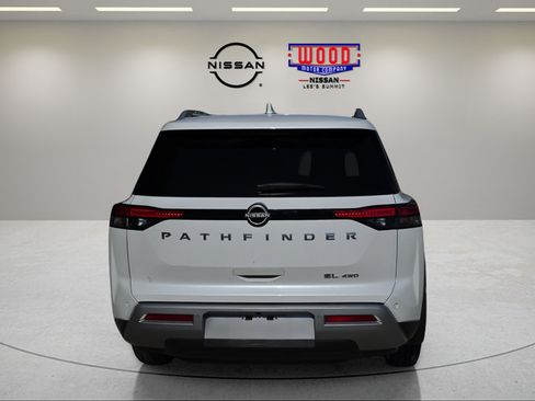 Used 2025 Nissan Pathfinder SL w/ Cargo Package AWD/4WD image 3