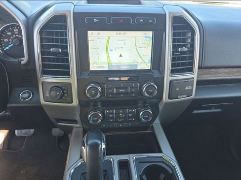 Used 2020 Ford F150 Lariat AWD/4WD image 10
