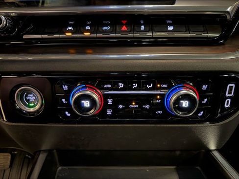 Used 2023 GMC Sierra 1500 SLT w/ SLT Premium Package image 38