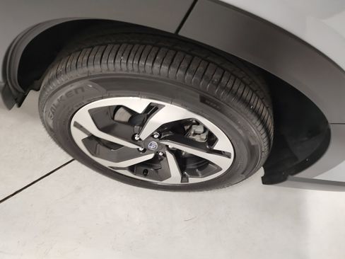 Used 2024 Subaru Forester Touring w/ Pop Package 2 image 14