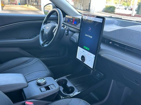 Used 2024 Ford Mustang Mach-E Premium image 47