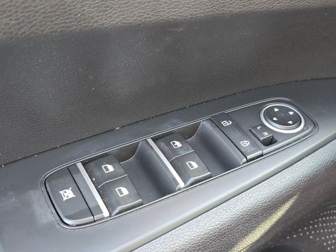 Used 2023 Kia Forte LXS image 26