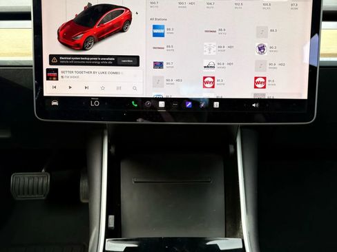 Used 2020 Tesla Model 3 Standard Range Plus image 30