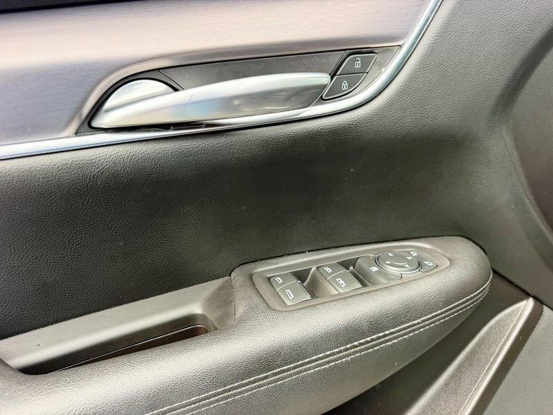 Used 2021 Cadillac XT5 Luxury FWD image 32