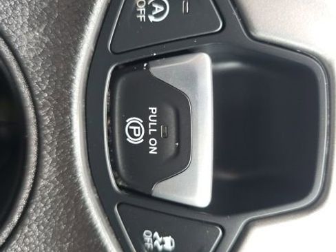 Used 2020 Jeep Compass Latitude w/ Popular Equipment Group AWD/4WD image 20