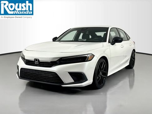 Certified 2024 Honda Civic Sport image 1