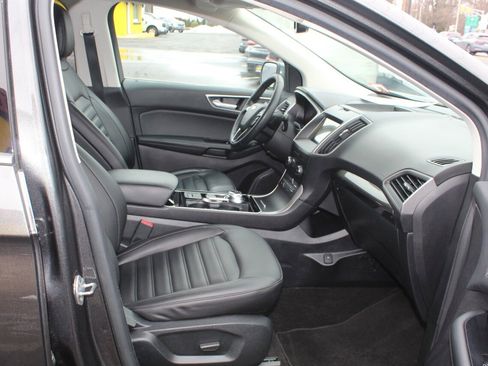 Used 2020 Ford Edge SEL w/ Convenience Package image 14