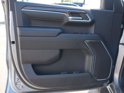 Used 2024 Chevrolet Silverado 1500 LT AWD/4WD image 14
