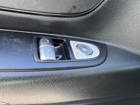 Used 2018 Mercedes-Benz Metris w/ Blind Spot Assist Package image 14