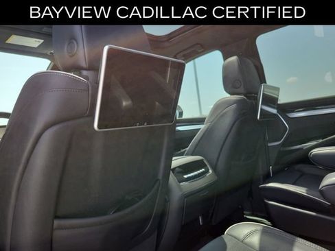 Certified 2025 Cadillac Escalade ESV Sport w/ LPO, ONYX Package RWD image 30