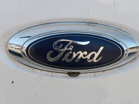 Used 2015 Ford F350 Lariat w/ FX4 4x4 Off Road Package image 9