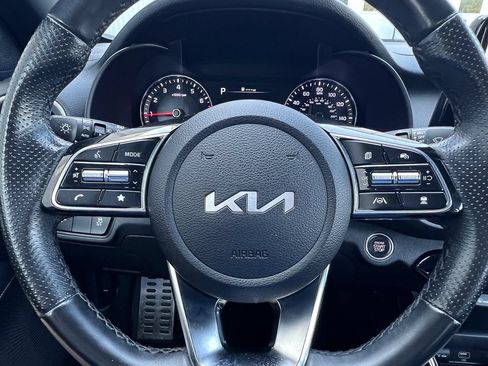 Used 2023 Kia Forte GT-Line w/ GT-Line Technology Package FWD image 17