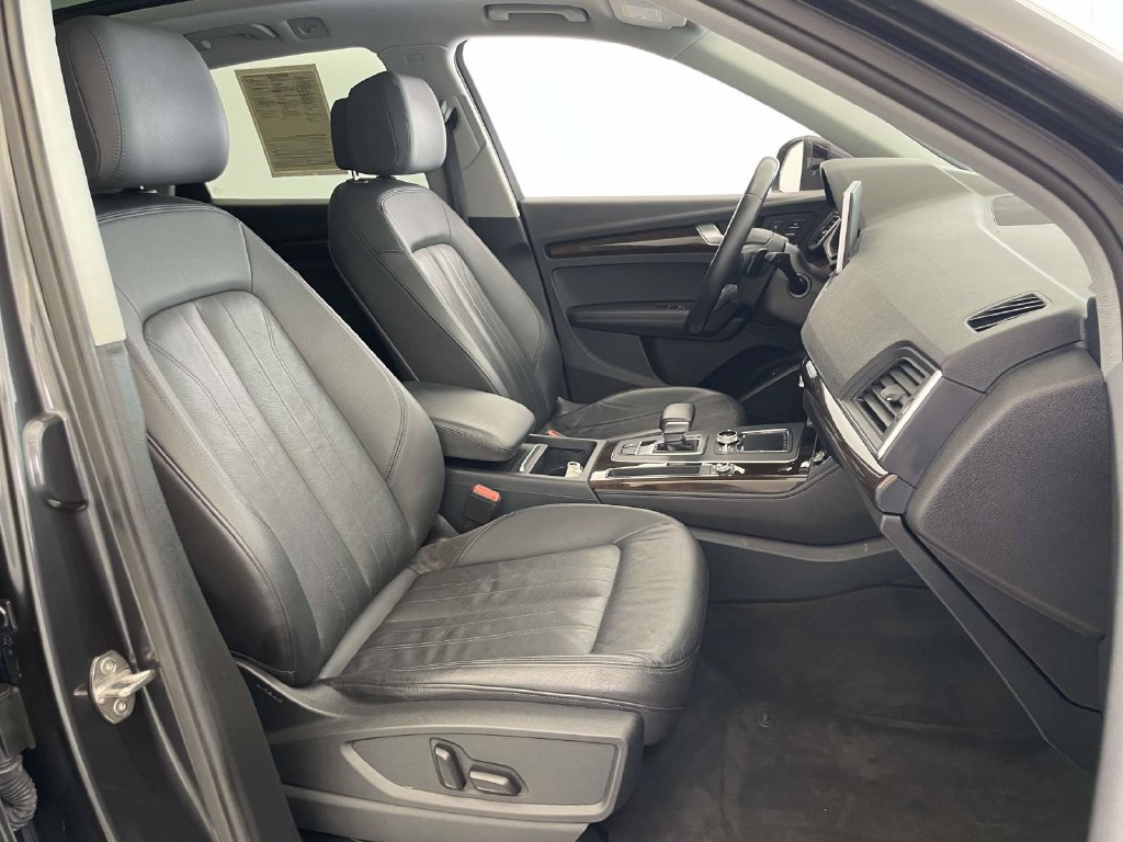 Used 2019 Audi Q5 2.0T Premium Plus w/ Premium Plus Package AWD/4WD image 23