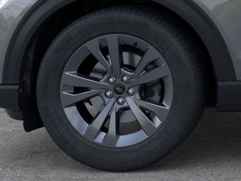 New 2026 Ford Explorer Active w/ Active Comfort Package image 19