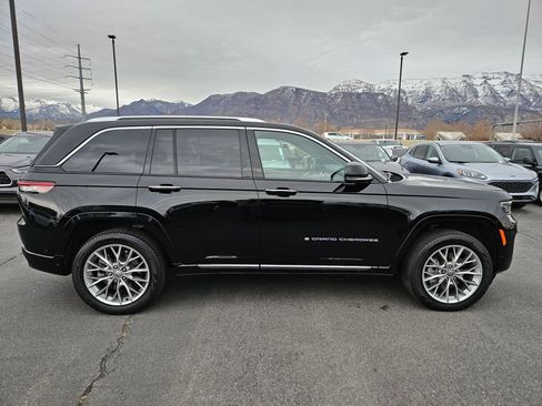 Used 2022 Jeep Grand Cherokee Summit w/ Advanced Protech Group IV image 2