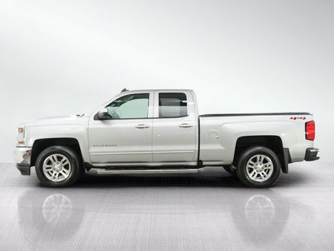 Used 2018 Chevrolet Silverado 1500 LT w/ All Star Edition AWD/4WD image 2