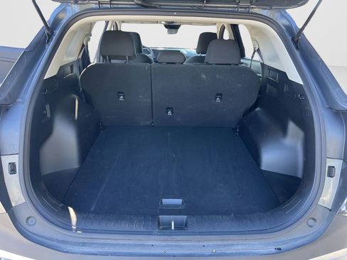 Used 2024 Kia Sportage LX image 25