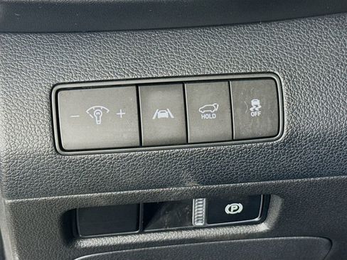 Used 2023 Hyundai Santa Fe SEL image 11