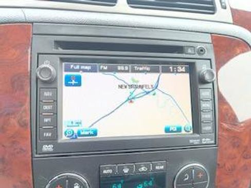 Used 2011 Chevrolet Tahoe LTZ image 38