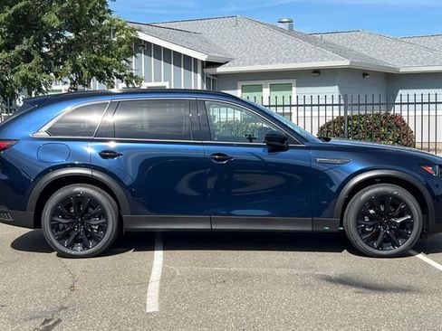 New 2026 MAZDA CX-90 Plug-In Hybrid w/Premium Sport AWD/4WD image 3