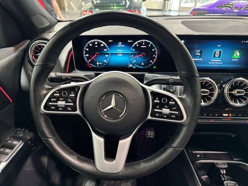 Used 2021 Mercedes-Benz GLB 250 4MATIC image 96