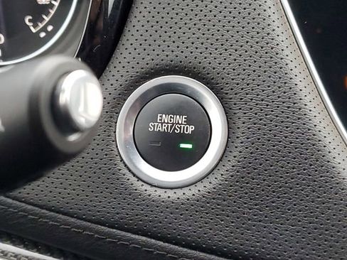 Certified 2024 Cadillac XT5 Sportv image 18