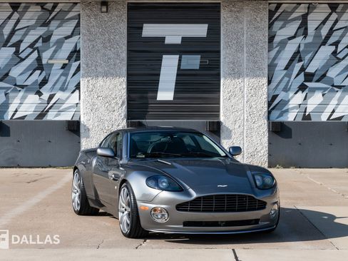 Used 2005 Aston Martin Vanquish S image 1
