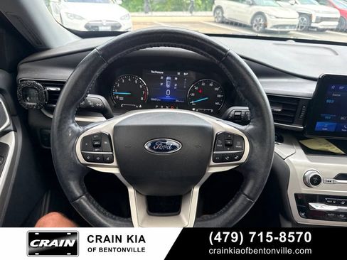 Used 2022 Ford Explorer XLT w/ Equipment Group 202A AWD/4WD image 28