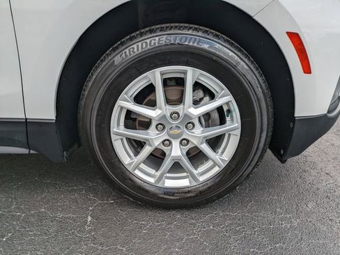 Used 2022 Chevrolet Equinox LT image 11