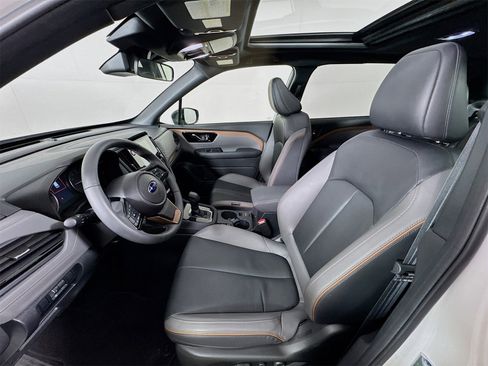 Used 2025 Subaru Forester Sport image 18