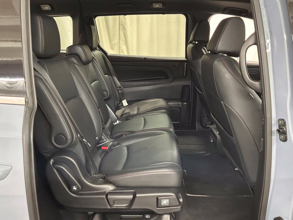 Used 2025 Honda Odyssey Sport-L image 27