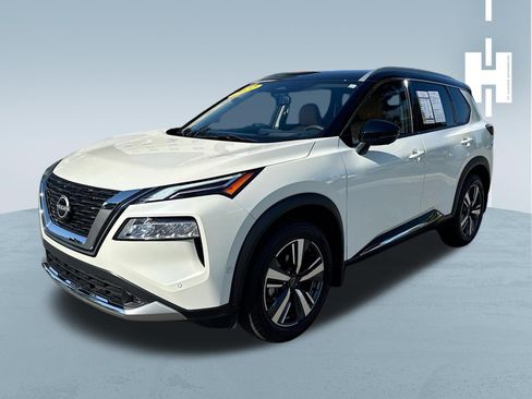 Used 2022 Nissan Rogue Platinum w/ Head-Up Display Package FWD image 3