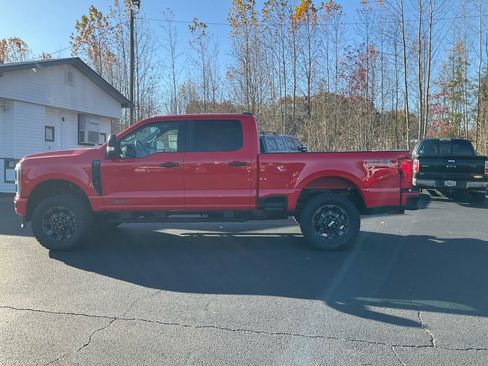 New 2026 Ford F250 XL w/ STX Appearance Package AWD/4WD image 8
