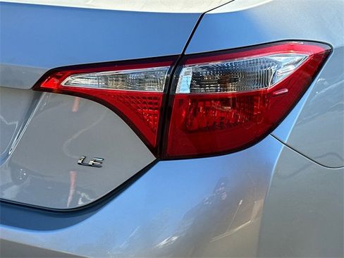 Used 2014 Toyota Corolla LE image 5