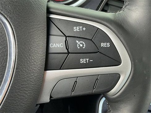 Used 2016 Dodge Challenger R/T Scat Pack w/ Leather Interior Group image 26