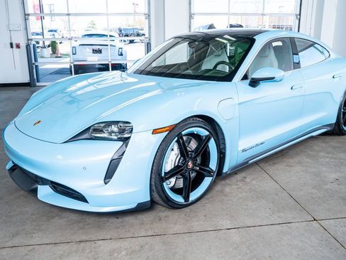 Used 2021 Porsche Taycan Turbo w/ Performance Package image 11