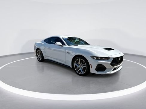 Used 2024 Ford Mustang GT Premium RWD image 2