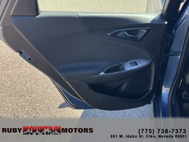 Used 2025 Chevrolet Malibu LT FWD image 16