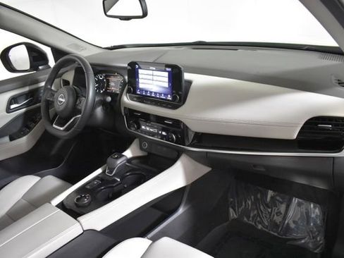 Certified 2023 Nissan Rogue SL w/ SL Premium Package image 37