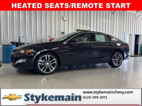 Used 2025 Chevrolet Malibu LT FWD image 1