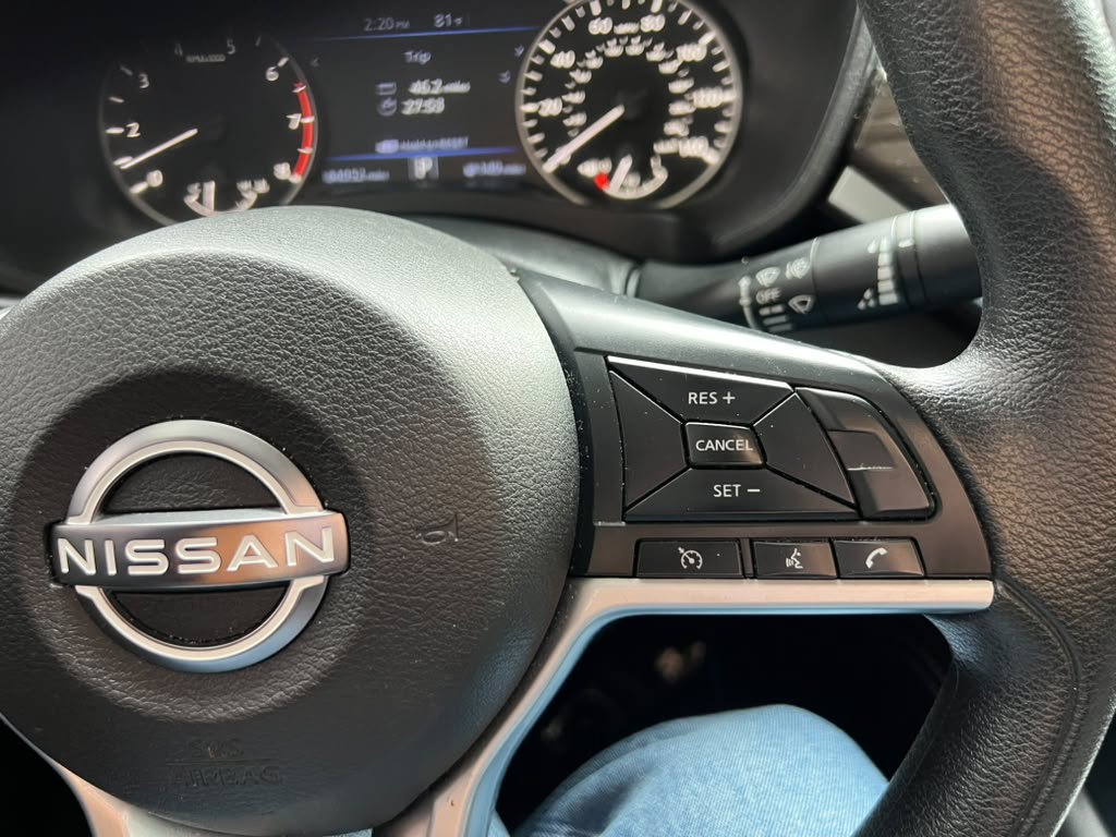Used 2023 Nissan Altima 2.5 SV FWD image 16
