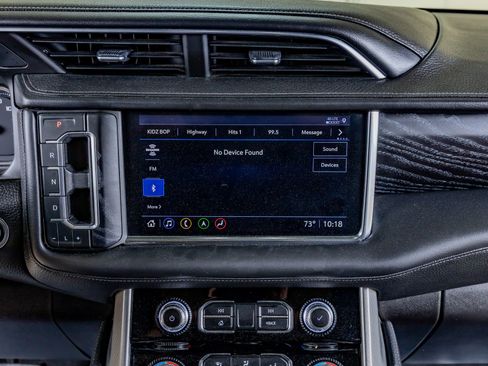 Used 2021 GMC Yukon XL Denali w/ Denali Premium Package AWD/4WD image 26