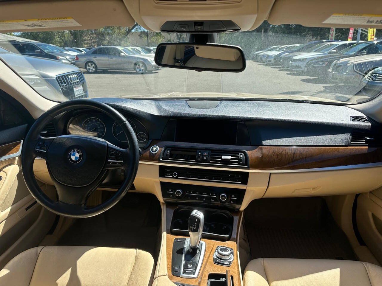 Used 2011 BMW 528i Sedan RWD image 15
