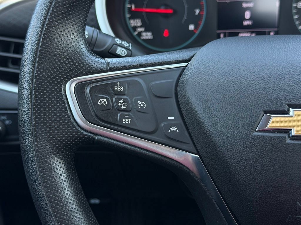 Used 2025 Chevrolet Malibu LT FWD image 23