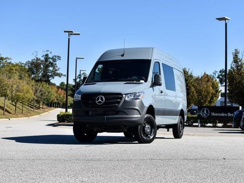 New 2026 Mercedes-Benz Sprinter 2500 image 2