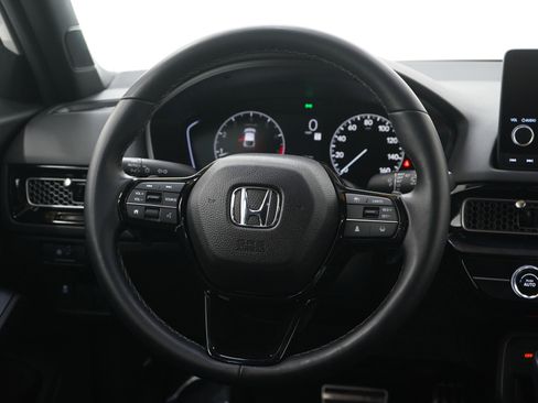 Used 2025 Honda Civic Sport image 16