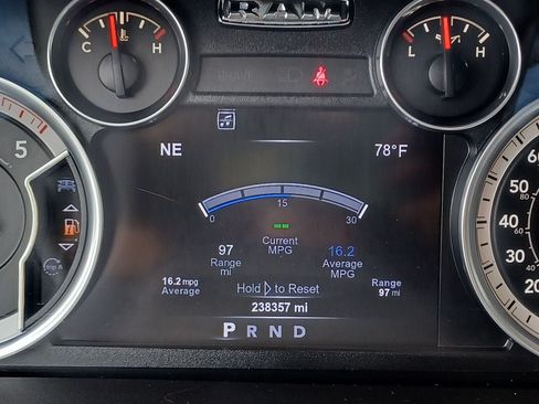 Used 2015 RAM 2500 Big Horn AWD/4WD image 12
